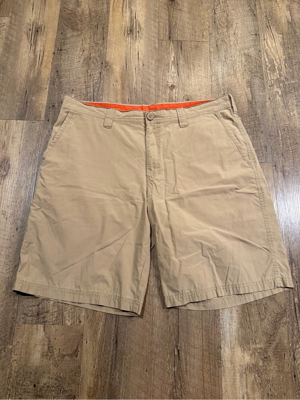Columbia Men's Tan Flat-Front Shorts with Orange Waistband 36x10